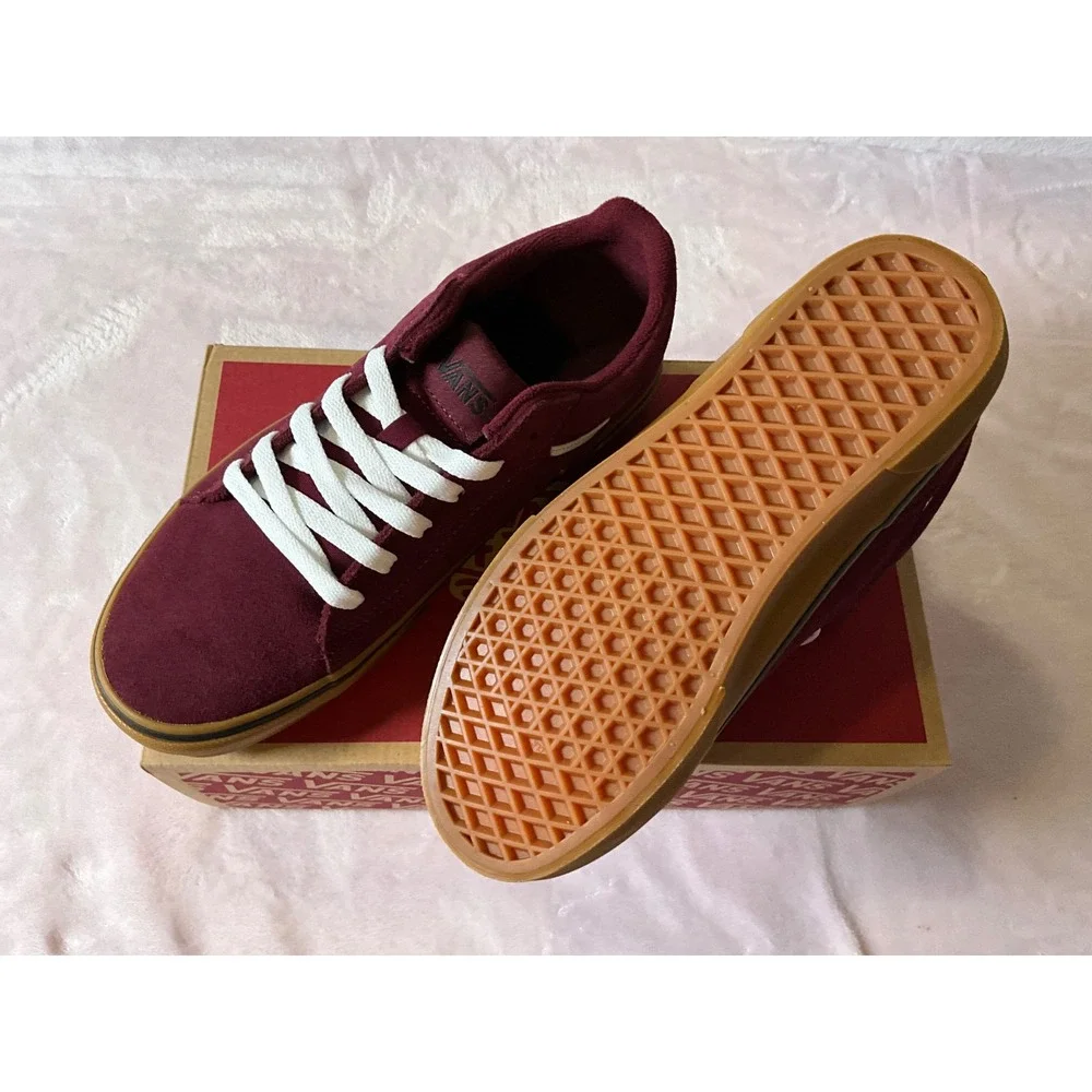 Vans Seldan Suede Gum Port Royale Burgundy Mens Sneakers VN000CSS4QU Size 7.0